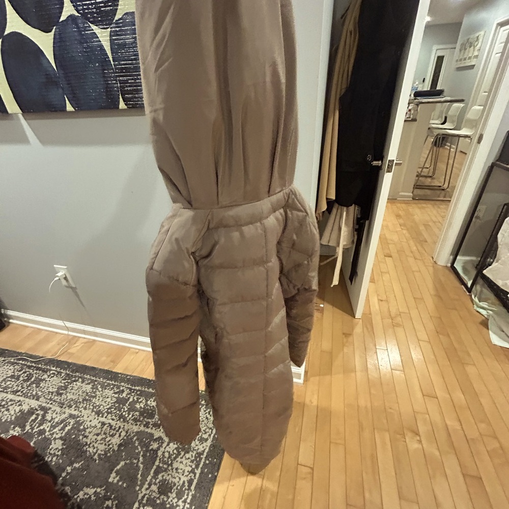 Cole Han winter coat, rosegold/beige, xsmall I absolutely love this coat